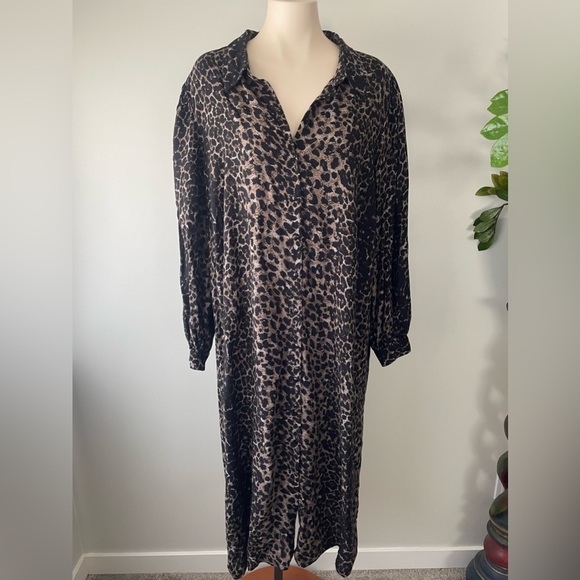 Vero Moda Curve Animal Print Button Down Shirt Dress Long Sleeve Textured - Picture 1 of 9